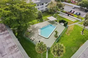 4200 NW 3rd Ct, Plantation, FL 33317 - Photo 18