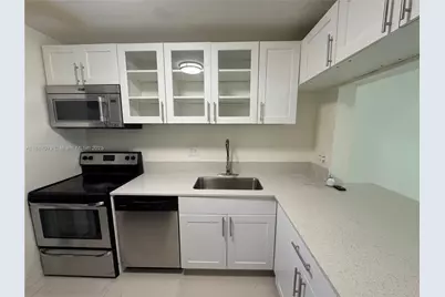 7925 Fairview Dr #102, Tamarac, FL 33321 - Photo 2