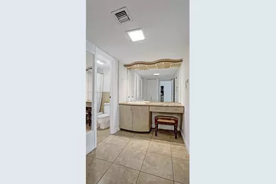 100 Bayview Dr #1931, Sunny Isles Beach, FL 33160 - Photo 34