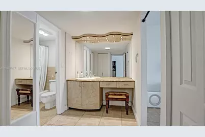 100 Bayview Dr #1931, Sunny Isles Beach, FL 33160 - Photo 32