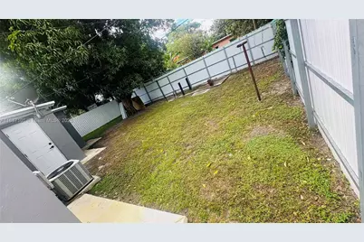 1897 Rutland St, Opa-Locka, FL 33054 - Photo 8