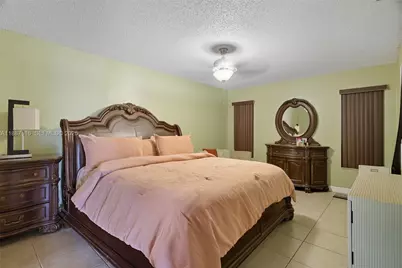 8240 NW 51st Ct, Lauderhill, FL 33351 - Photo 14