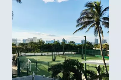 18001 E Collins Ave #2209, Sunny Isles Beach, FL 33160 - Photo 24