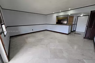 8425 NW 8th St, Miami, FL 33126 - Photo 6