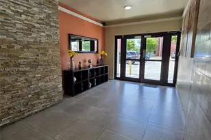 8425 NW 8th St, Miami, FL 33126 - Photo 28