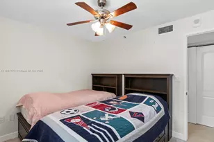 1623 Collins Ave, Miami Beach, FL 33139 - Photo 16