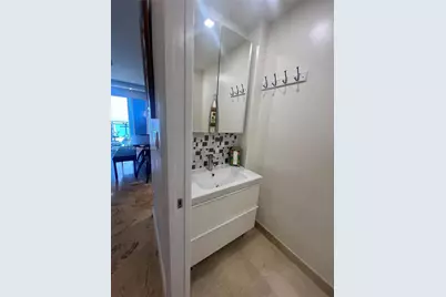 6917 Collins Ave #PH09, Miami Beach, FL 33141 - Photo 16