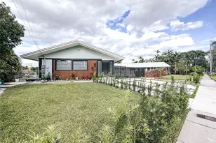 425 NE 103rd St, Miami Shores, FL 33138 - Photo 4