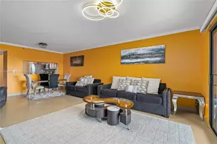 2200 S Cypress Bend Dr, Pompano Beach, FL 33069 - Photo 14