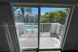 655 SW 111th Way, Pembroke Pines, FL 33025 - Photo 28