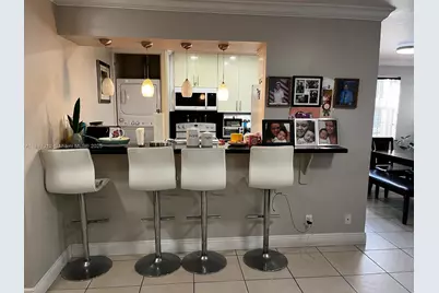 8842 SW 3rd St #105, Pembroke Pines, FL 33025 - Photo 6