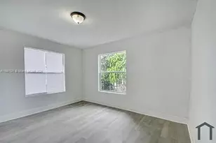 1030 N 18th St, West Palm Beach, FL 33407 - Photo 12