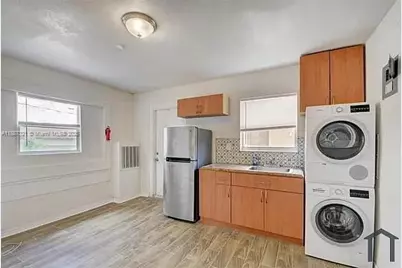 1030 N 18th St, West Palm Beach, FL 33407 - Photo 18