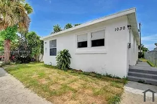 1030 N 18th St, West Palm Beach, FL 33407 - Photo 1