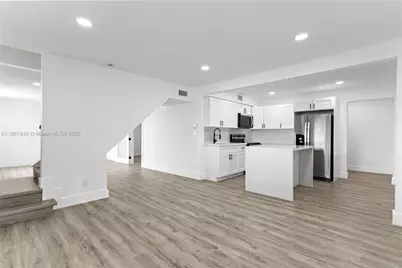 11301 SW 177th St, Miami, FL 33157 - Photo 14