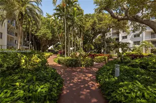 680 NE 64th St, Miami, FL 33138 - Photo 20