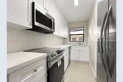 650 NE 149th St #502A, Miami, FL 33161 - Photo 2