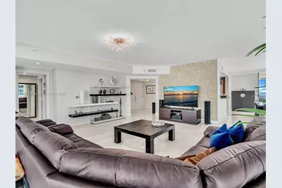 3535 S Ocean Dr #905, Hollywood, FL 33019 - Photo 2