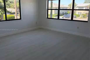220 SW 7th St, Boca Raton, FL 33432 - Photo 2