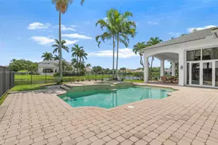 3250 W Stonebrook Cir, Davie, FL 33330 - Photo 54