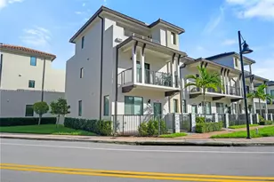 8387 NW 43rd St, Doral, FL 33166 - Photo 1