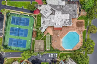 1100 Colony Point Cir, Pembroke Pines, FL 33026 - Photo 78