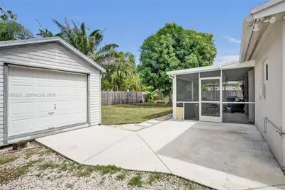 9021 SW 197th St, Cutler Bay, FL 33157 - Photo 26
