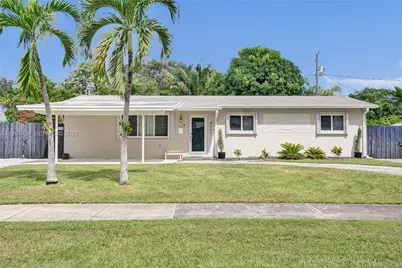 9021 SW 197th St, Cutler Bay, FL 33157 - Photo 4