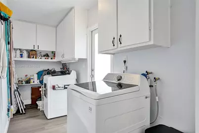 9021 SW 197th St, Cutler Bay, FL 33157 - Photo 14