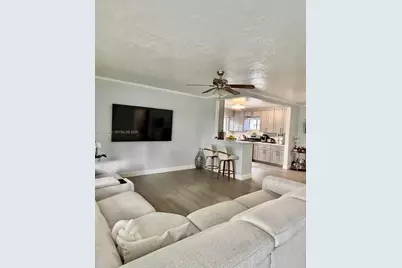 9021 SW 197th St, Cutler Bay, FL 33157 - Photo 28