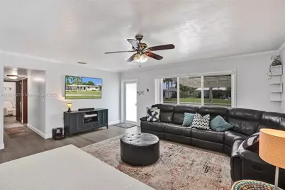 9021 SW 197th St, Cutler Bay, FL 33157 - Photo 4