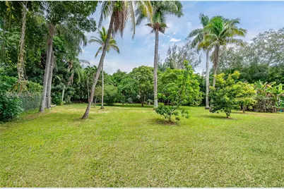 7485 SW 122nd St, Pinecrest, FL 33156 - Photo 8