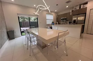 10431 NW 82nd St, Doral, FL 33178 - Photo 8