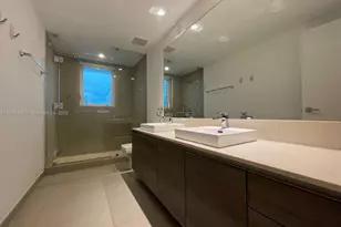 1080 Brickell Ave, Miami, FL 33131 - Photo 10