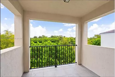 3575 NW 1st St, Pompano Beach, FL 33069 - Photo 12