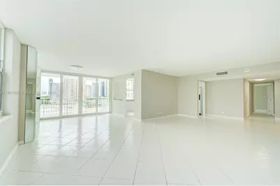 301 174th St #618, Sunny Isles Beach, FL 33160 - Photo 10