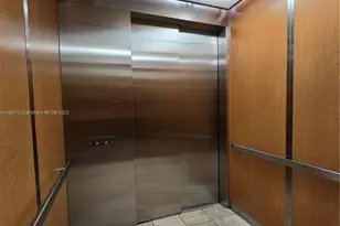 637 SW 3rd St, Miami, FL 33130 - Photo 14