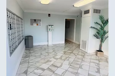 2000 NE 135th St #403, North Miami, FL 33181 - Photo 18