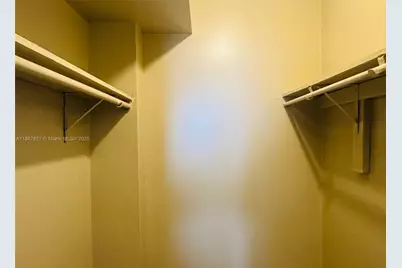 2000 NE 135th St #403, North Miami, FL 33181 - Photo 12