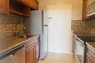 2000 NE 135th St, North Miami, FL 33181 - Photo 1