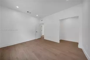 1370 SW 5th St, Miami, FL 33135 - Photo 28