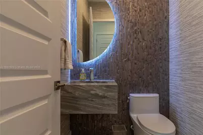 1830 Meadows Dr, Davie, FL 33324 - Photo 22