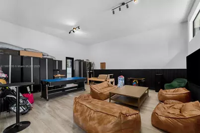 330 Caribbean Rd, Key Biscayne, FL 33149 - Photo 42