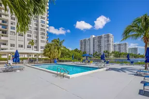 2750 NE 183rd St, Aventura, FL 33160 - Photo 26