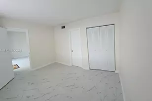 1100 Colony Point Cir, Pembroke Pines, FL 33026 - Photo 8