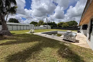 444 NW 21st St, Homestead, FL 33030 - Photo 18
