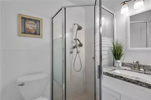 8809 Belle Aire Dr, Boca Raton, FL 33433 - Photo 20