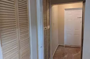 298 NW 104th St, Miami, FL 33150 - Photo 38