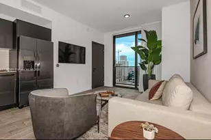 398 NE 5th St, Miami, FL 33132 - Photo 6