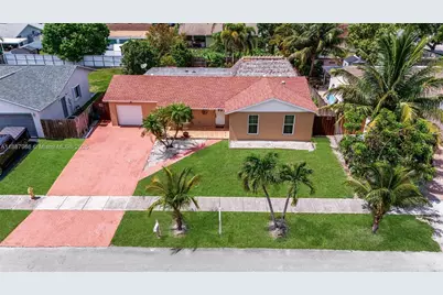 13211 SW 262nd Ter, Homestead, FL 33032 - Photo 2